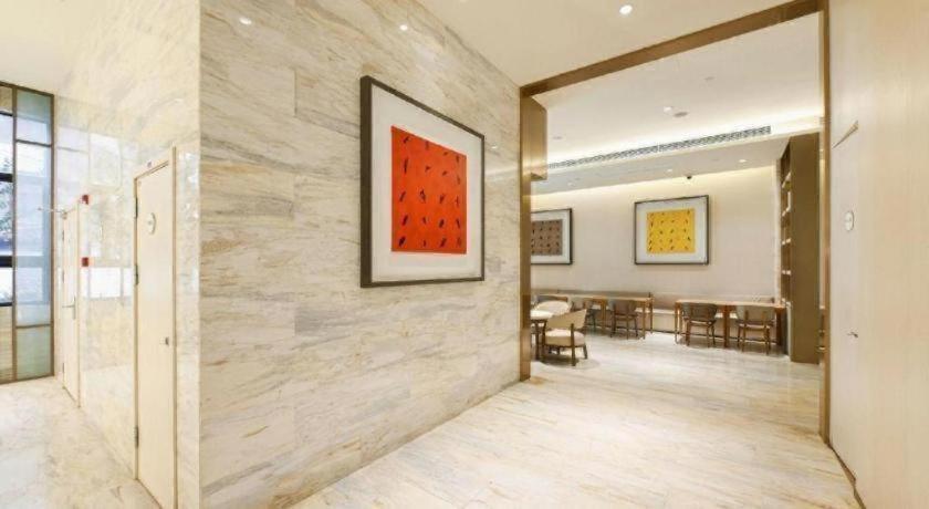 Ji Hongqiao Yan'an Xi Road Hotel 3*